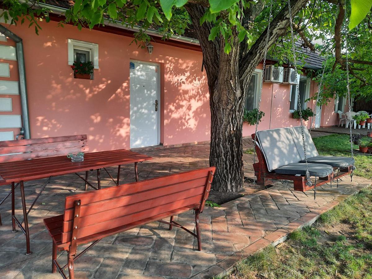Villa Sunset Palic Luaran gambar