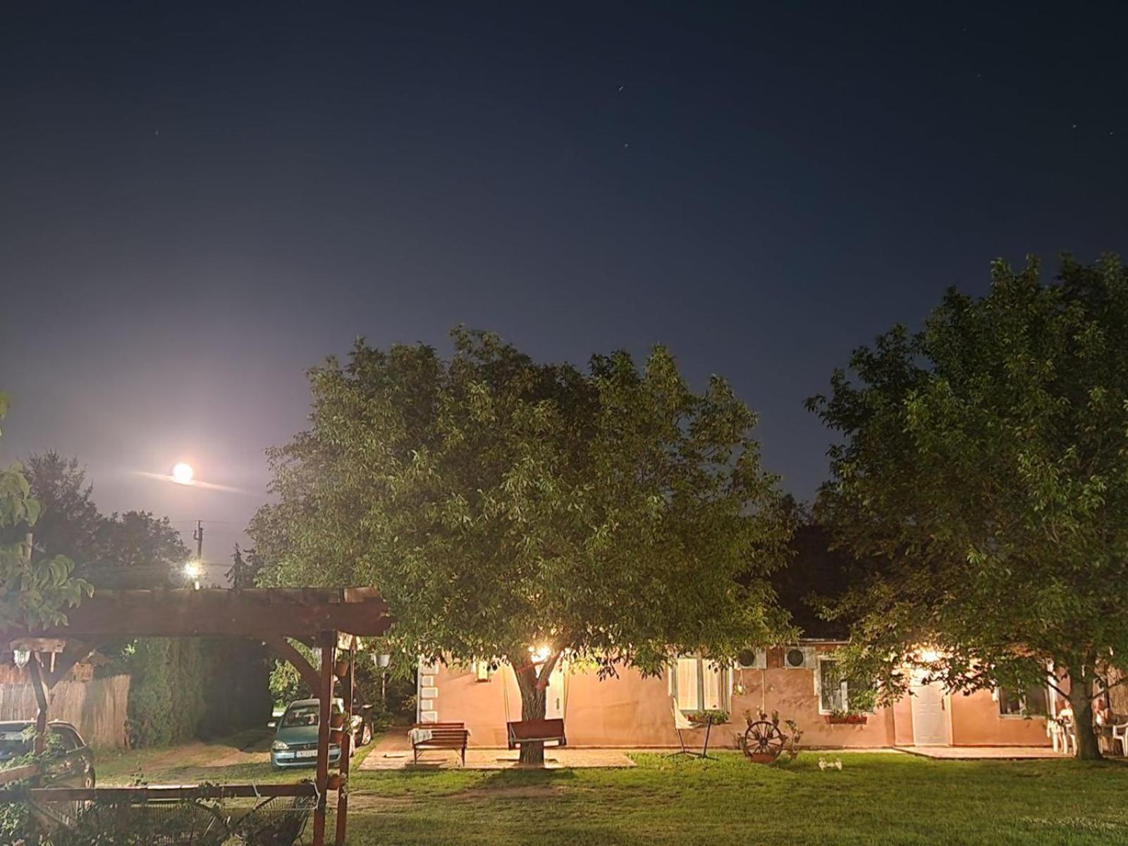 Villa Sunset Palic Luaran gambar
