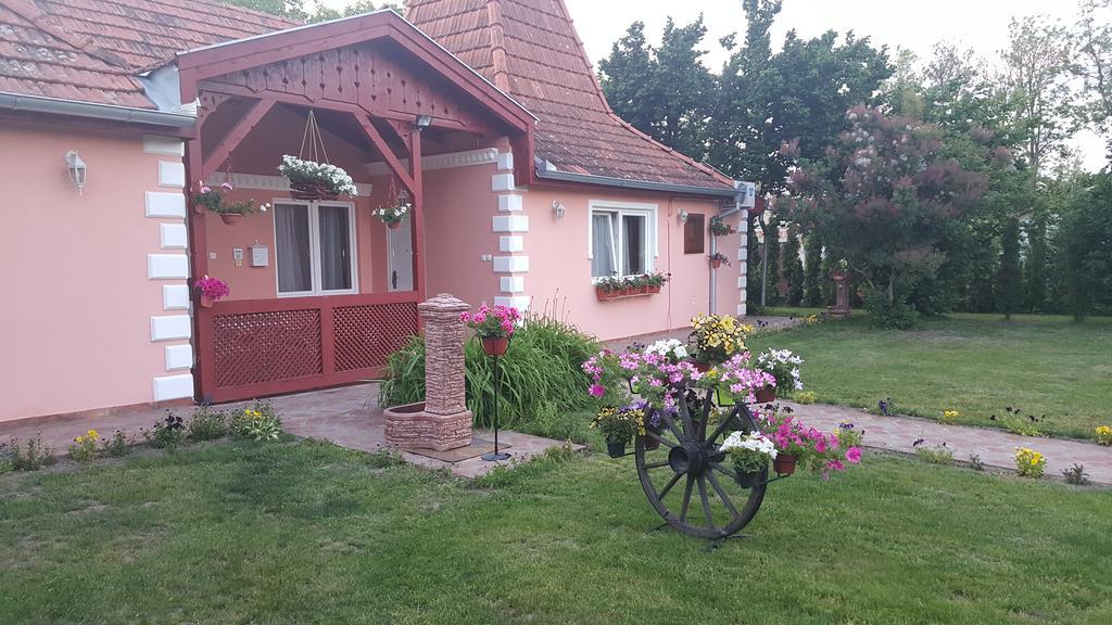 Villa Sunset Palic Luaran gambar